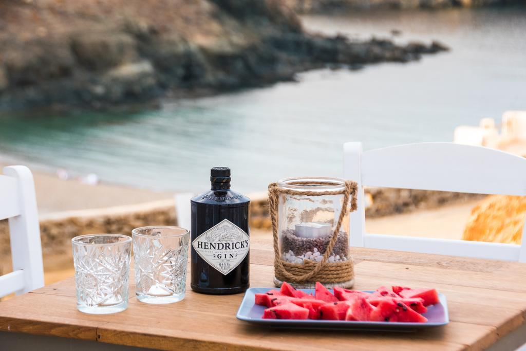 海岩和天空私人公寓式酒店 Merchia Beach 客房 照片